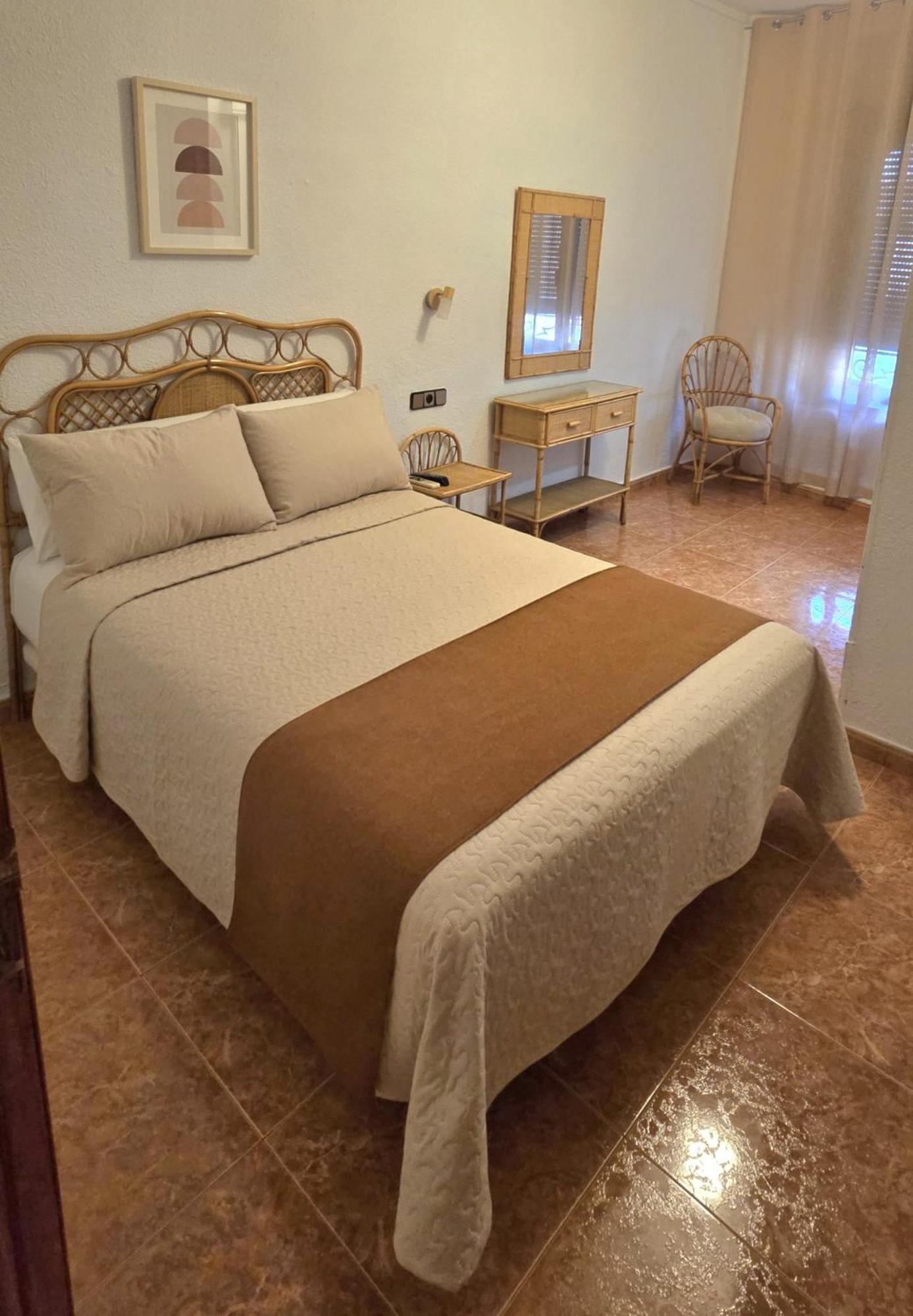 Hostal Prada Madri Exterior foto